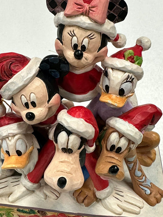 Grade B Warehouse Second - Disney Piled High with Holiday Cheer (Mickey and friends Figurine) : 15cm