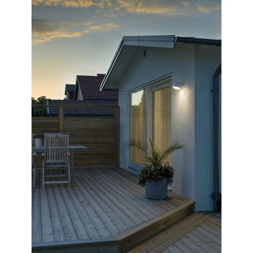 Konstsmide 7531-250 : Ferrara Wall Light 4W LED White Konstsmide