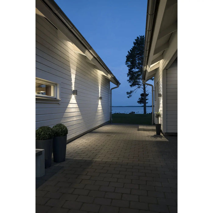 Konstsmide 7940-370 : Cremona Wall Light Anthracite 2x3 High Power LED Konstsmide