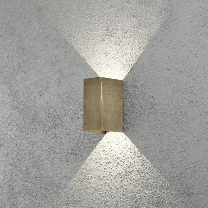 Konstsmide 7940-800 : Cremona Wall Brass 2x3 W LED Konstsmide