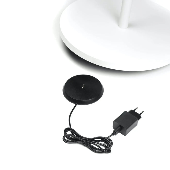 Konstsmide 7824-250 : Pomezia Floor Lamp USB 2700K/3000K/4000K Dimmable White Konstsmide