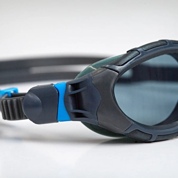 Zoggs Predator Flex Goggles : Smoke Lenses Zoggs